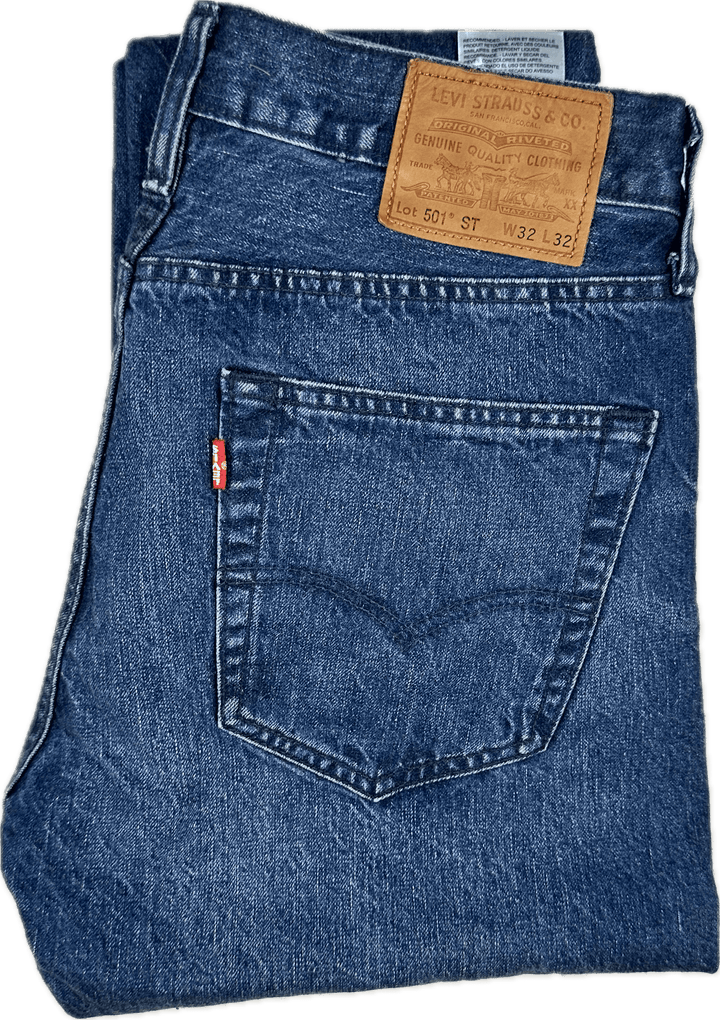 Levis 501 Mens Classic Button Fly Jeans -Size 32R - Jean Pool