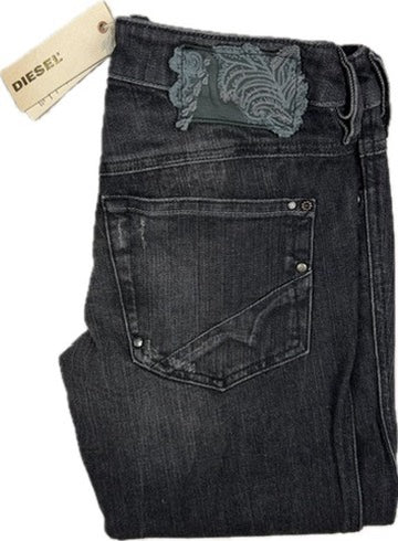 NWT- Diesel Y2K Ladies 'Lhela' Slim  Straight Low Rise Jeans -Size 24/32