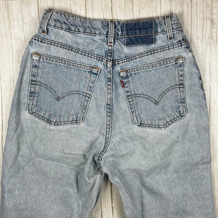 Levis Vintage Look 140th Anniversary Ladies Split Hem Denim Jeans -Suit Size 7/8
