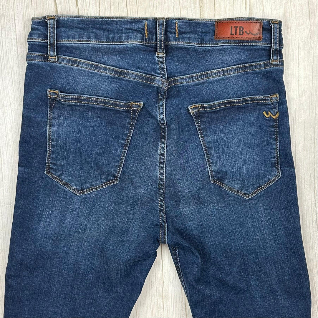 LTB Ladies 'Amy' Mid Rise Skinny Jeans -Size 28
