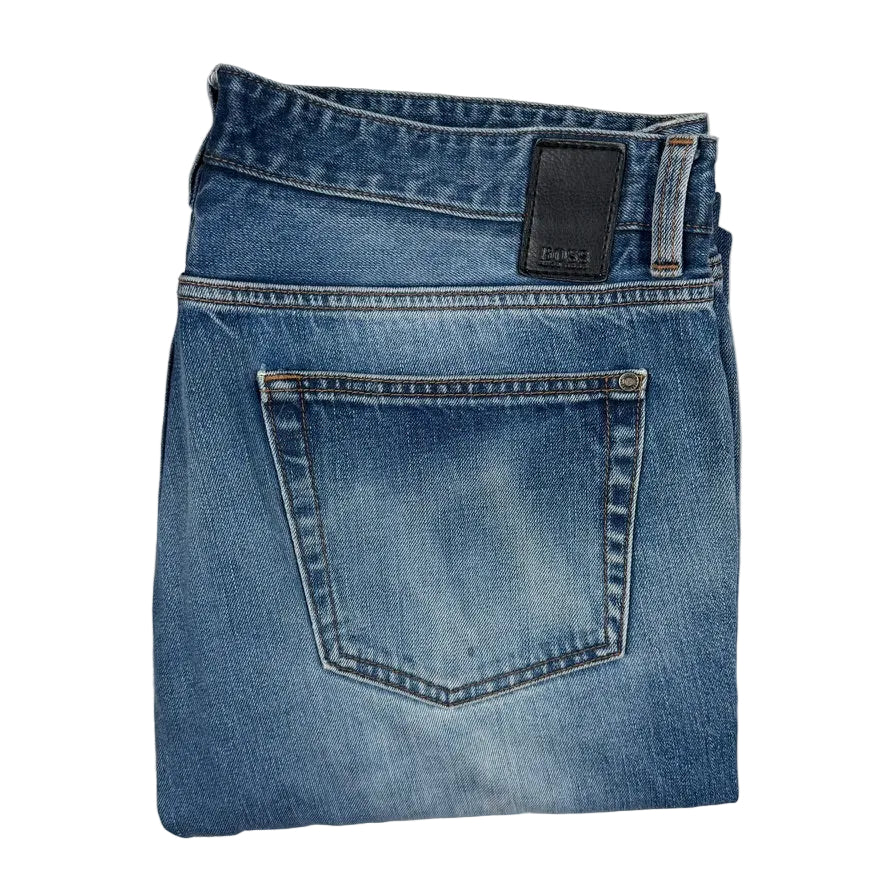 Hugo Boss Men's 'Kansas' Regular Fit Jeans - Size 38S