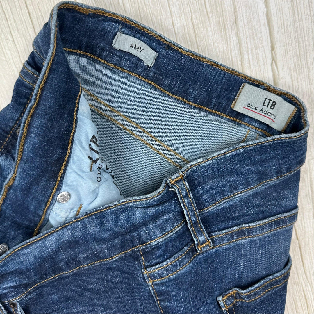LTB Ladies 'Amy' Mid Rise Skinny Jeans -Size 28