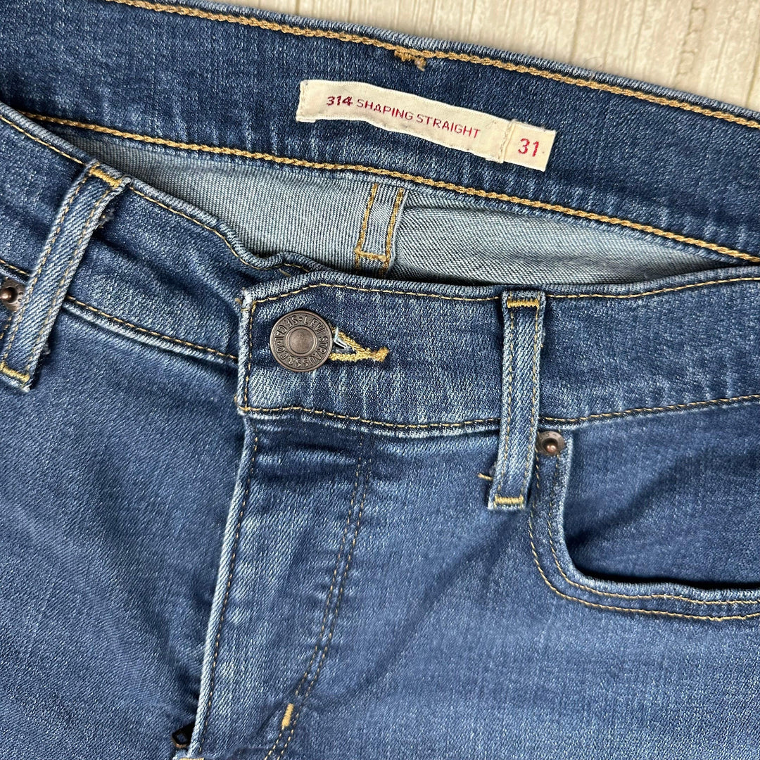 Levis 314 Shaping Ladies Straight Jeans - Size 31 (13AU)