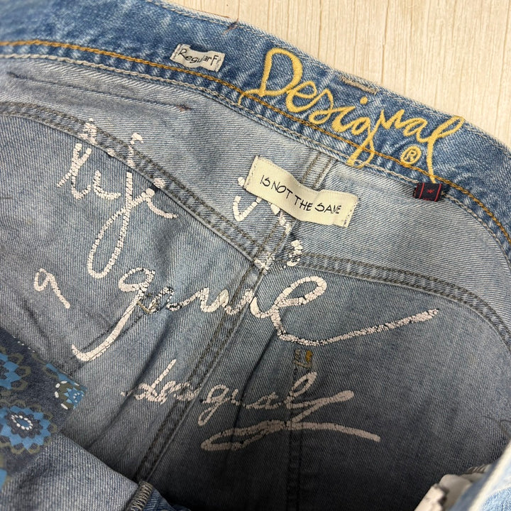Desigual &