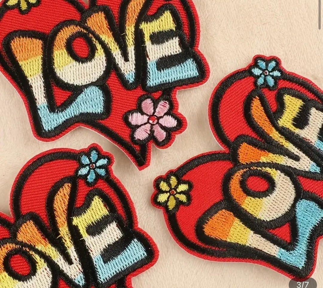 Retro Love- Embroidered Patch - Jean Pool