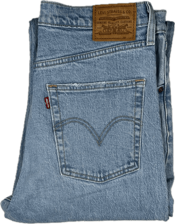 Levis Ladies ‘Ribcage Straight’ Jeans  - Size 30