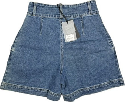 NWT- JIJIL Italy High Pleat Front Denim Shorts- Size 26