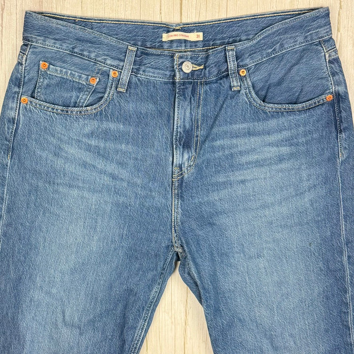 Levis Ladies ‘Low Pro Straight ’ Jeans - Size 31