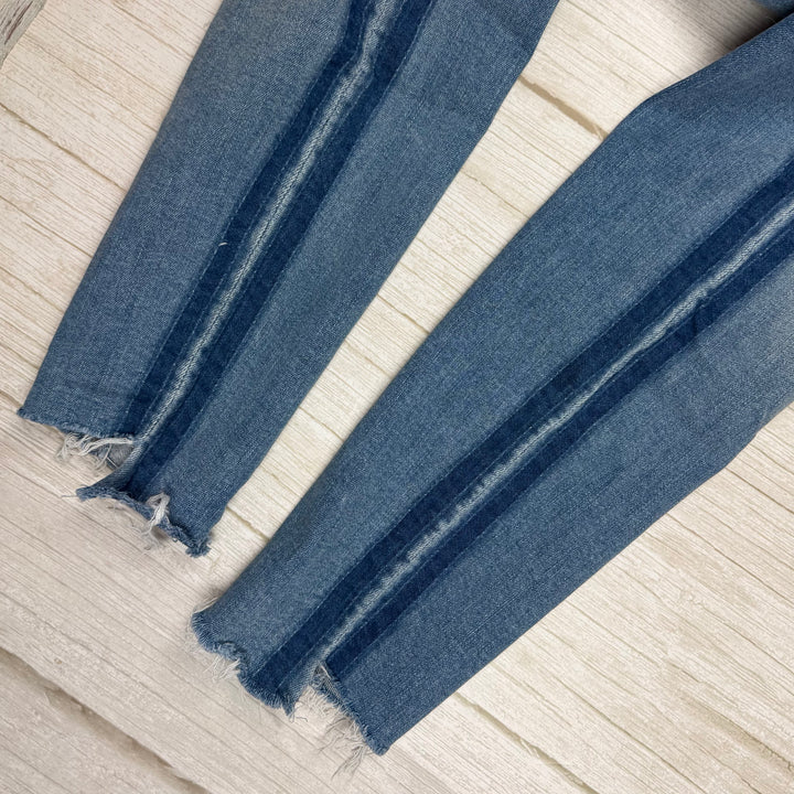 Mother 'The Stunner Zip Ankle Step Fray' Light Kitty Racer Jeans - Size 27