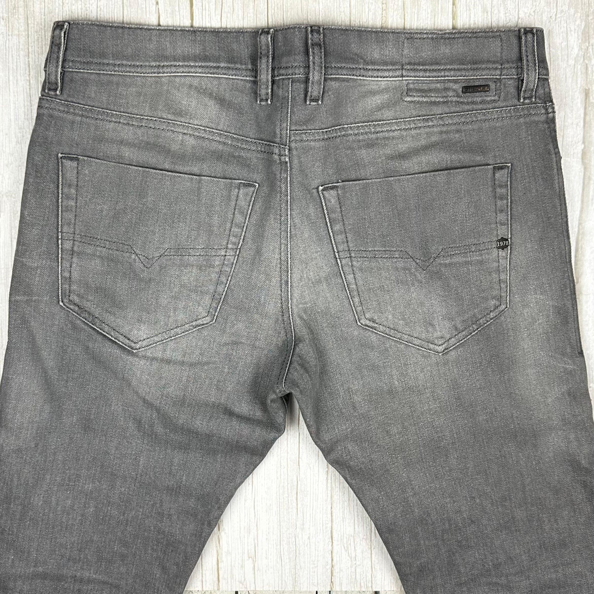 Diesel Mens Tepphar Slim Carrot Grey Jeans Size 32 32 Jean Pool