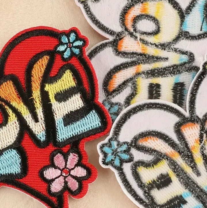 Retro Love- Embroidered Patch - Jean Pool