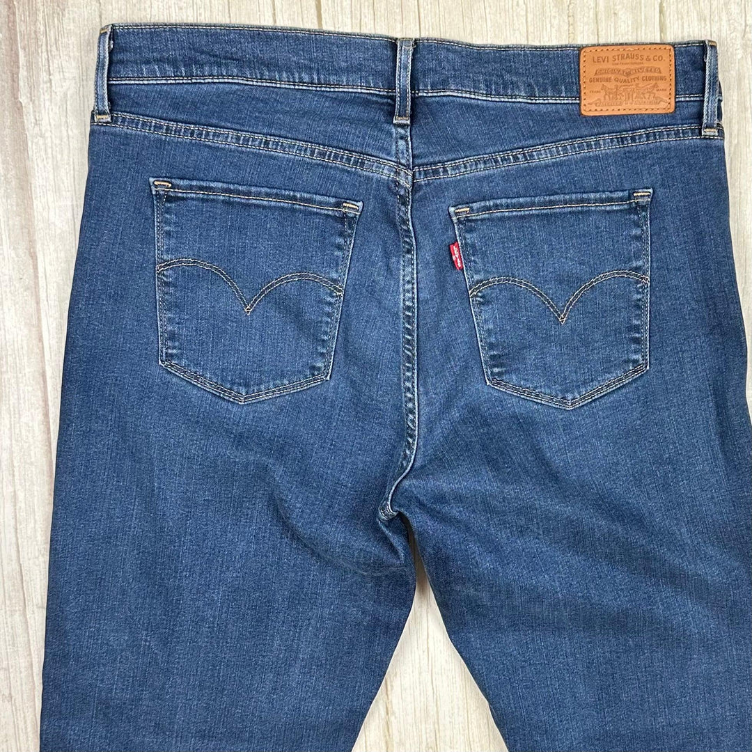 Levis 314 Shaping Ladies Straight Jeans - Size 31 (13AU)
