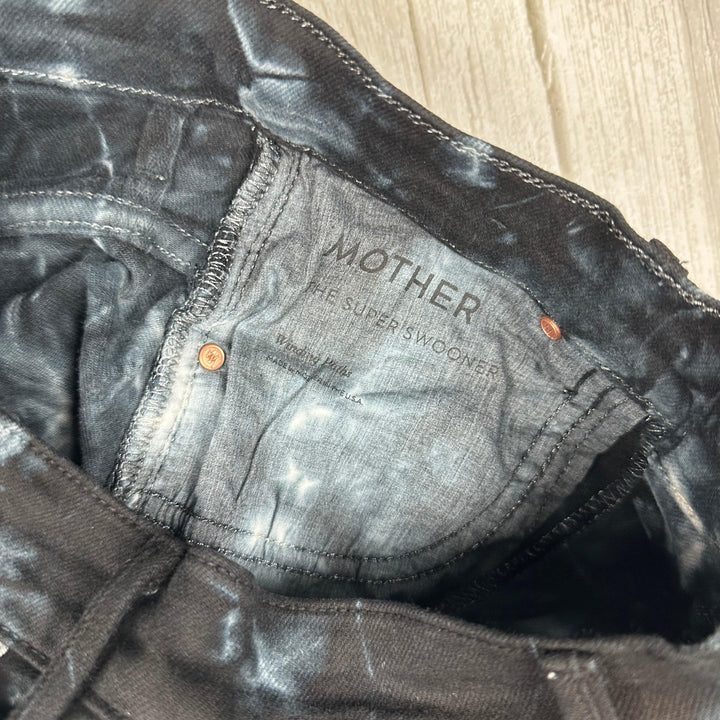 Mother 'The Super Swooner' Winding Paths Jeans - Size 26