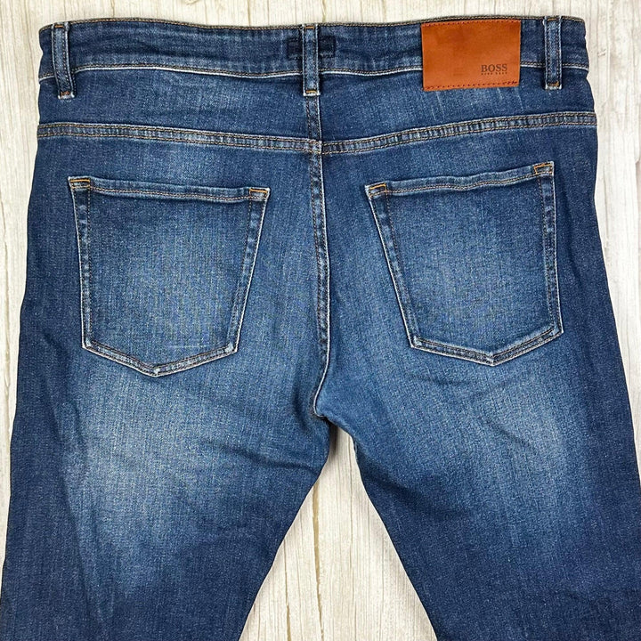 Hugo Boss Men's 'Delaware' Slim Fit Mens Jeans- Size 34