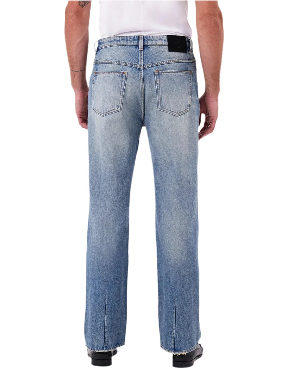 NWT- NEUW 'River Relaxed' Mens Jeans RRP $199.95 - Size 33/32