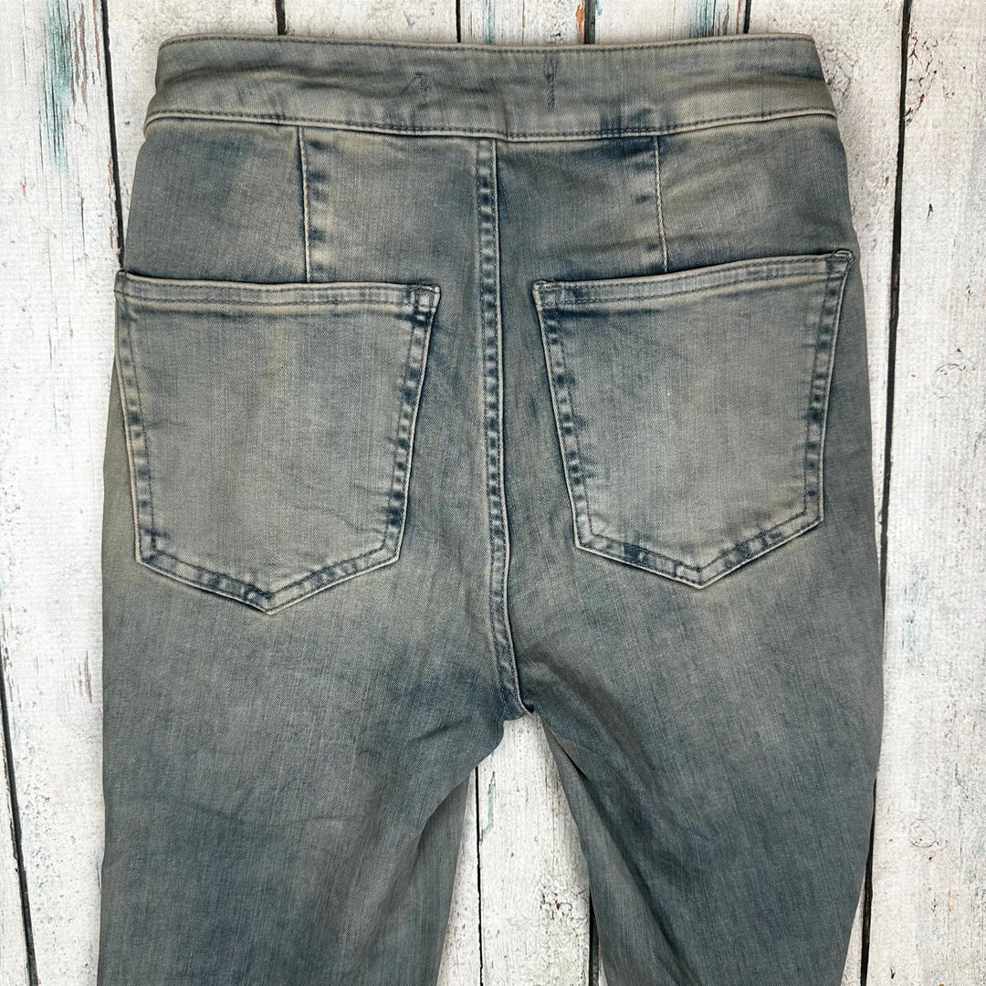 Free People Bell Bottom Super Flare Jeans -Size 24" - Jean Pool