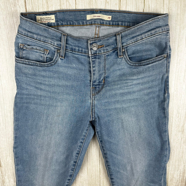 Levis 711 Released Hem Crop Jeans -Size 28