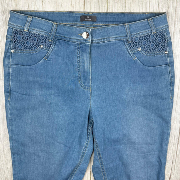 Basler 'Julienne' Mid Slim Crop Jeans - Size 16