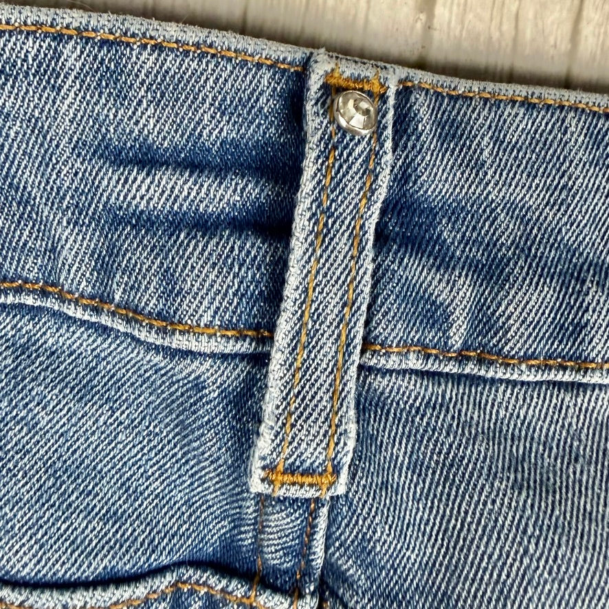 NEW- Liu-Jo Jeans Italian Ladies Slim Jewelled Hem Jeans - Size 29