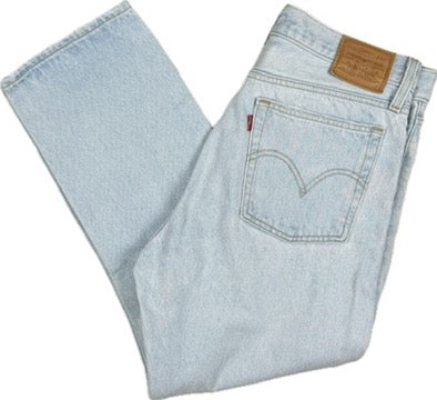 Levis ‘Wedgie Straight’ Ladies Button Fly Denim Jeans   - Size 30