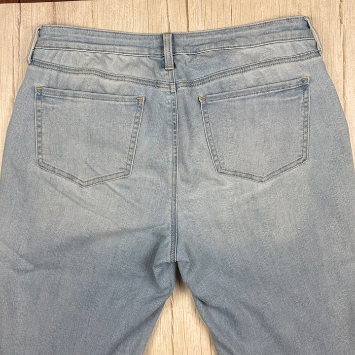 NYDJ - Lift & Tuck 'Sheri Slim' Straight Leg Jeans -Size 8 US suit AU 12