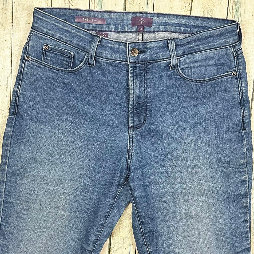 NYDJ - Lift & Tuck 'Sheri Slim' Straight Leg Jeans -Size 14 US suit AU 18 - Jean Pool
