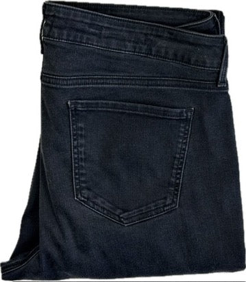 NYDJ - 'Lift & Tuck' MARILYN Straight Leg Jeans -Size 14US suit 18AU