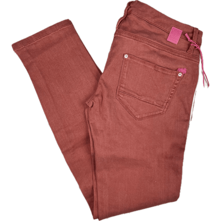 NWT - Nolita in Jeans - Stunning Italian Brick Red Jeans -Size 30 - Jean Pool