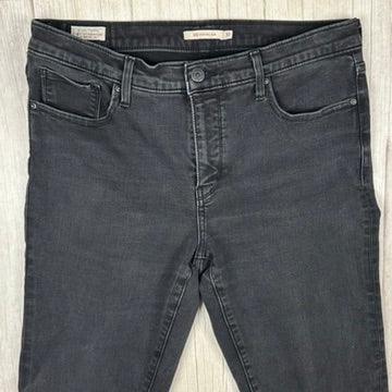 Levis 312 Shaping Slim Mid Rise Aged Black Jeans - Size 32" or 14AU