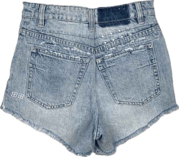 Tsubi 'Boyfriend Ripped Up' Distressed Denim Shorts - Size 23 - Jean Pool