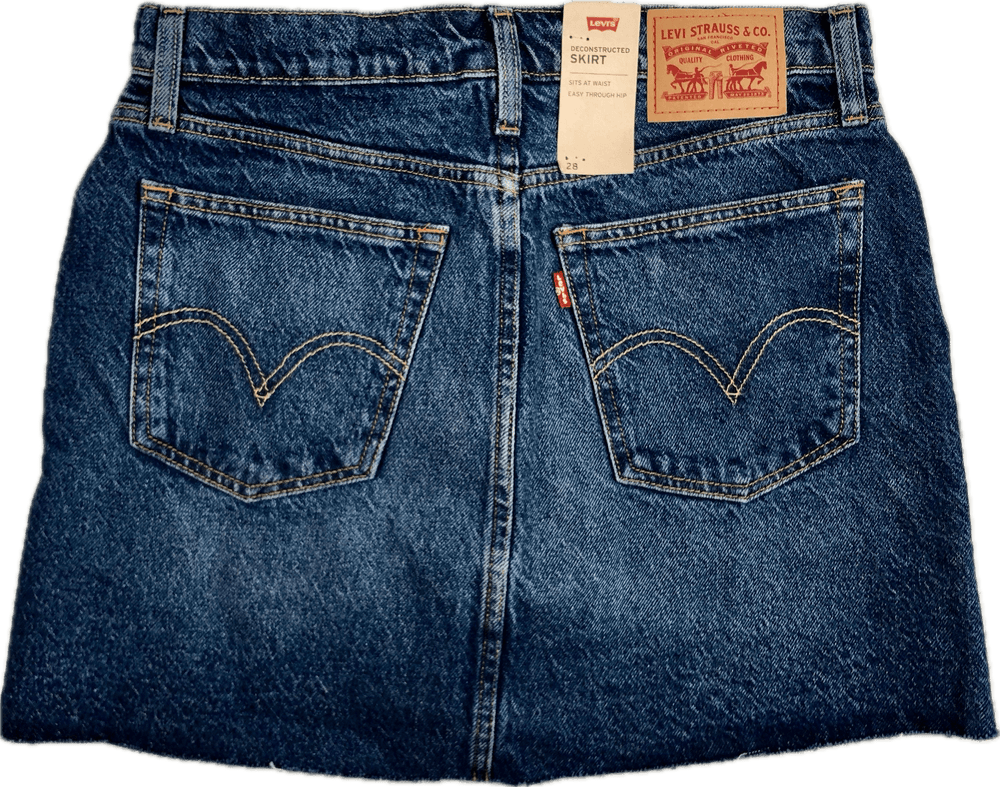 NWT - Levis Deconstructed Denim Skirt - Size 28 - Jean Pool