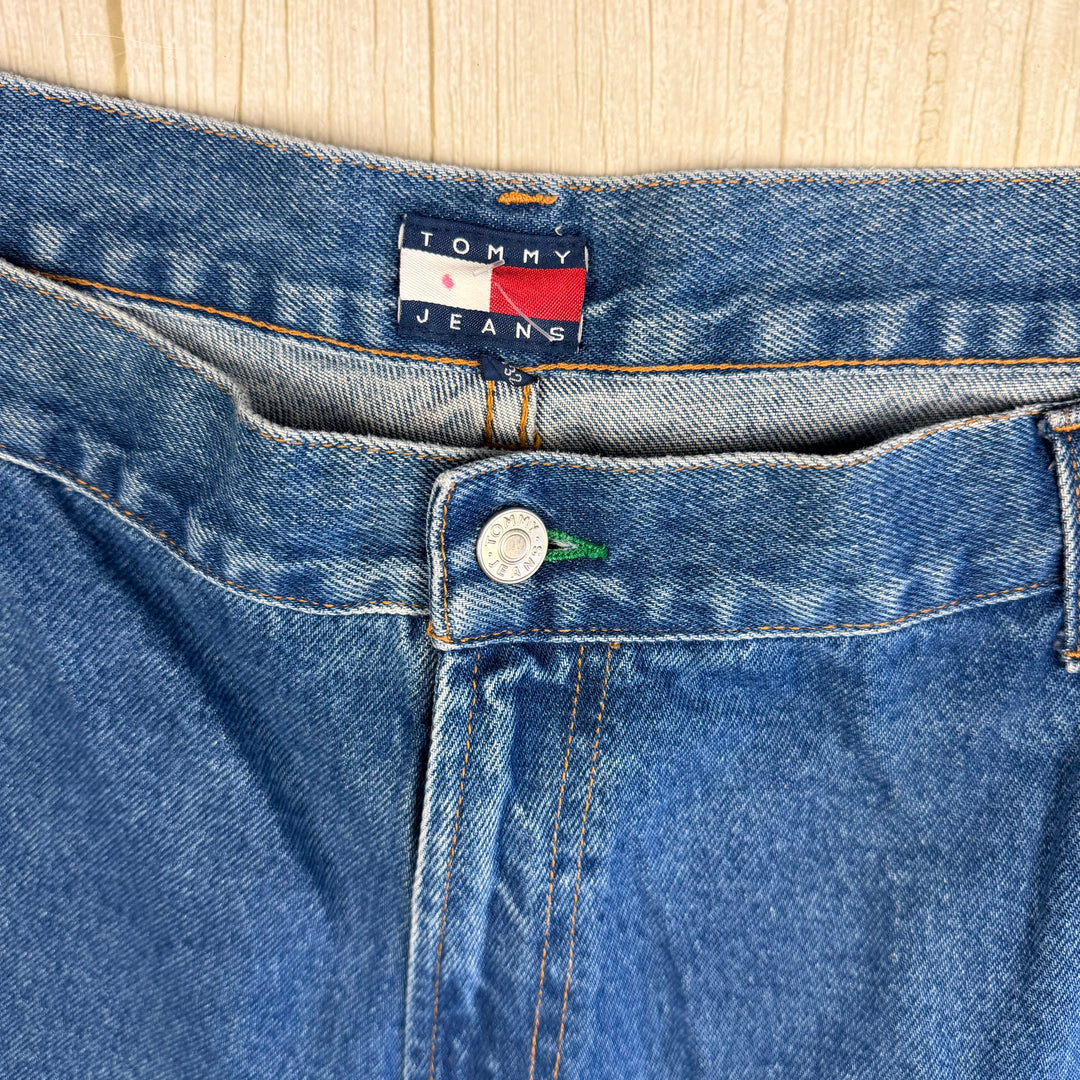 Tommy Hilfiger Denim Mens Easy Fit Jeans -Size 44/32
