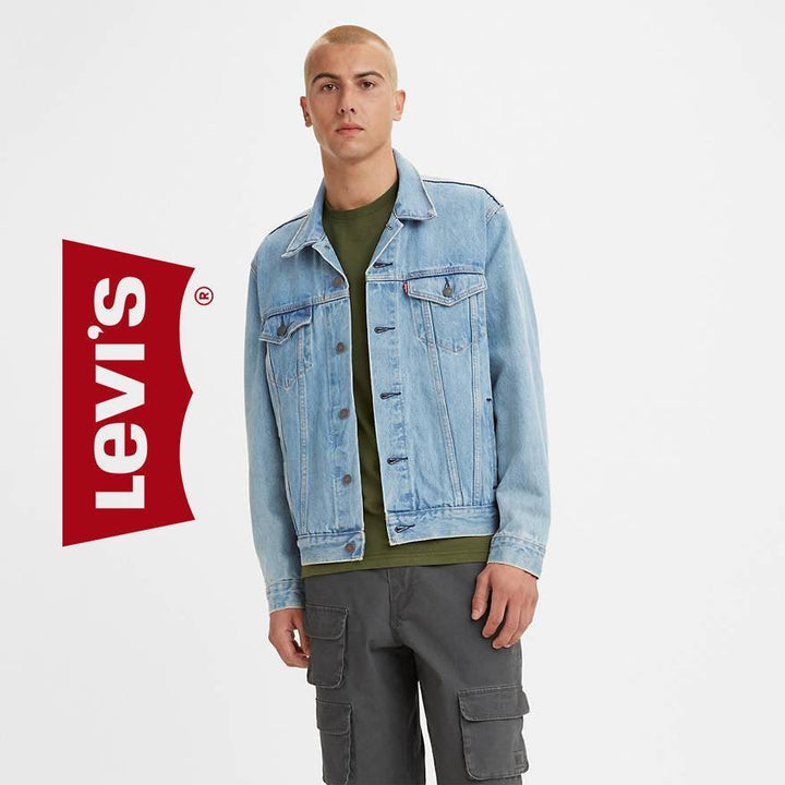 NWT-Levis 'The Trucker' Light Stonewash Jacket - Size L - Jean Pool