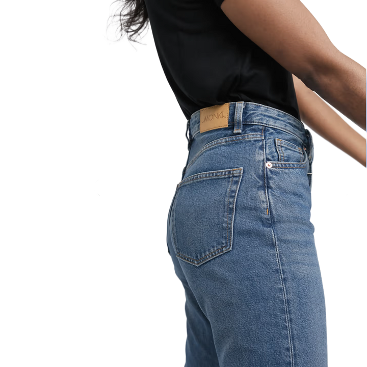 NWT - Monki Kimono High Rise Relaxed Jeans Size - 27"
