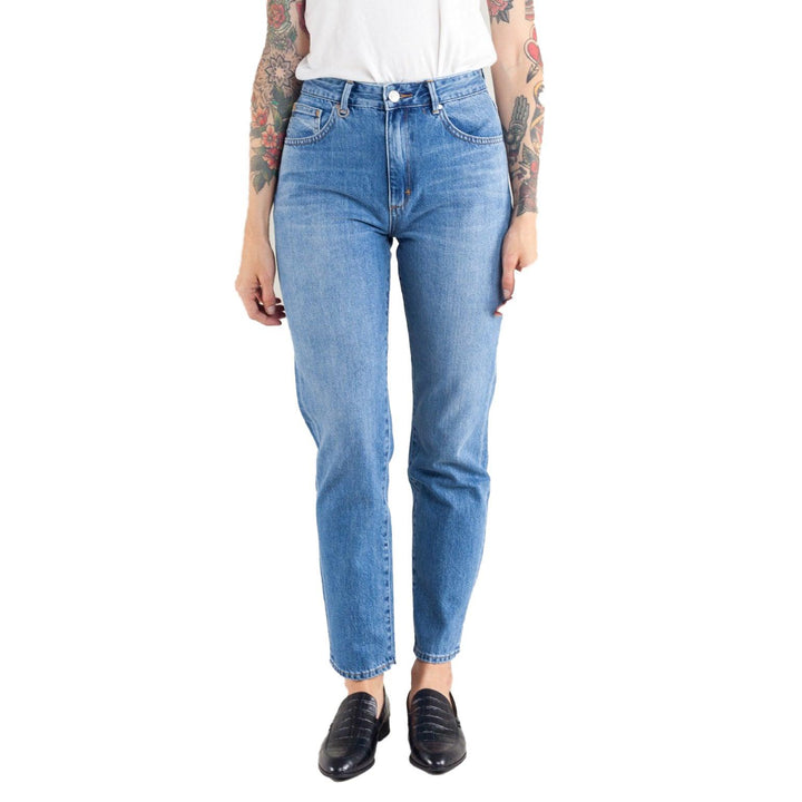 NEUW Ladies 'LOLA' Helen High Rise Tapered Mom Jeans - Size 27