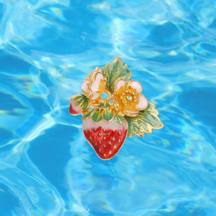 Crystal Vintage Style Strawberry Brooch - Jean Pool