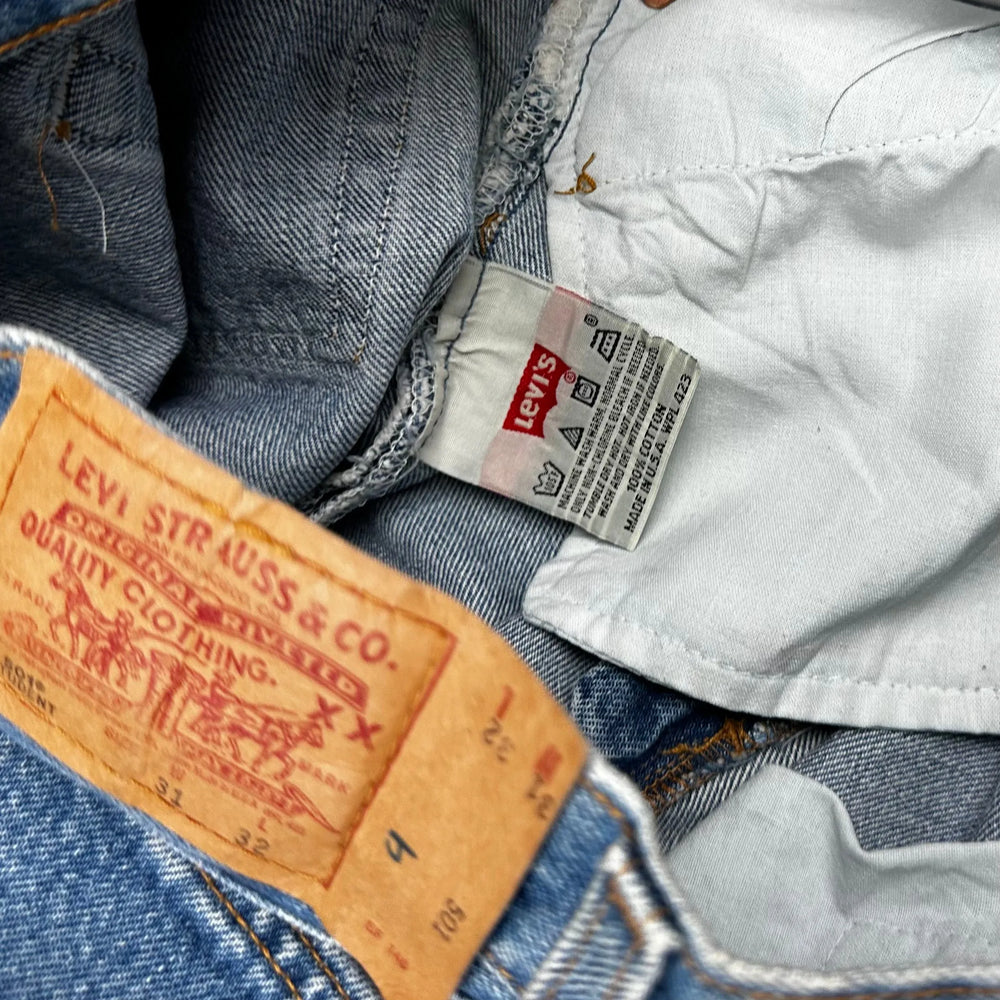 Levis 501 USA Made 90's Vintage Student Jeans -Size 31 - Jean Pool