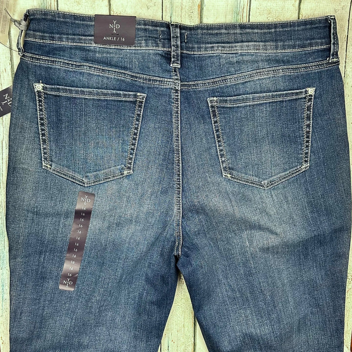 NWT - NYDJ 'Ankle' Jeans in Heyburn Wash -Size 16 US or 20 AU - Jean Pool