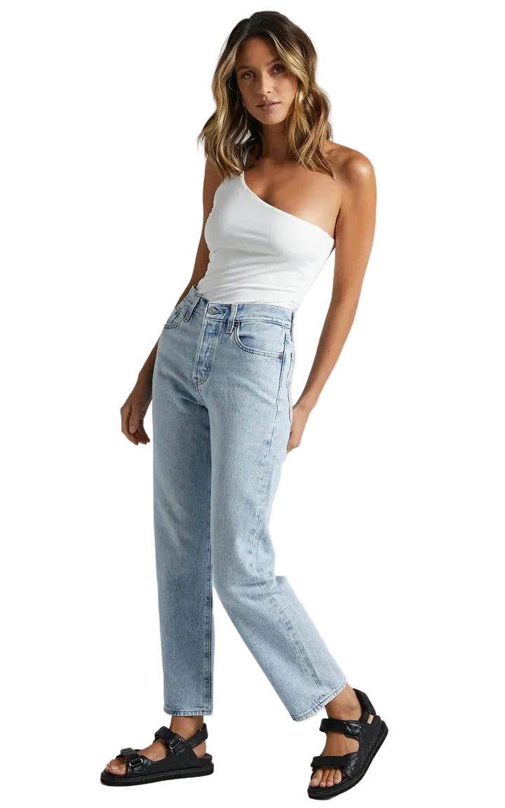 NWT - Levis Ladies Levis ‘Wedgie Straight’ Jeans  - Size 23/28