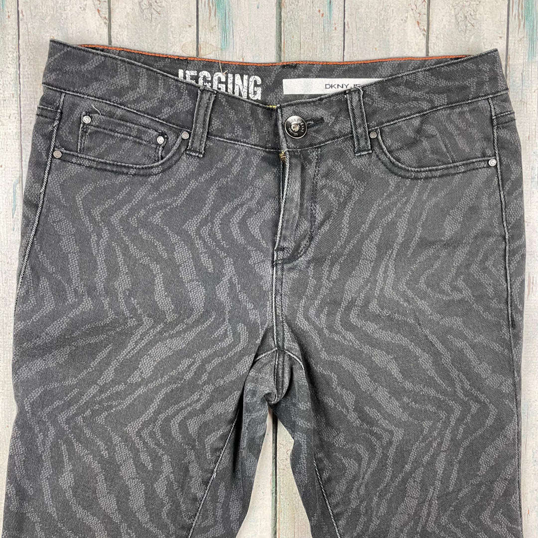 DKNY 'Jegging' Tiger Print Stretch Jeans- Size 12 - Jean Pool