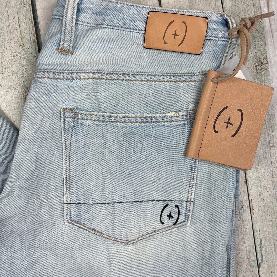 NWT - Ladies Italian Made (+) People Distressed Boyfriend Jeans - Size 31 - Jean Pool