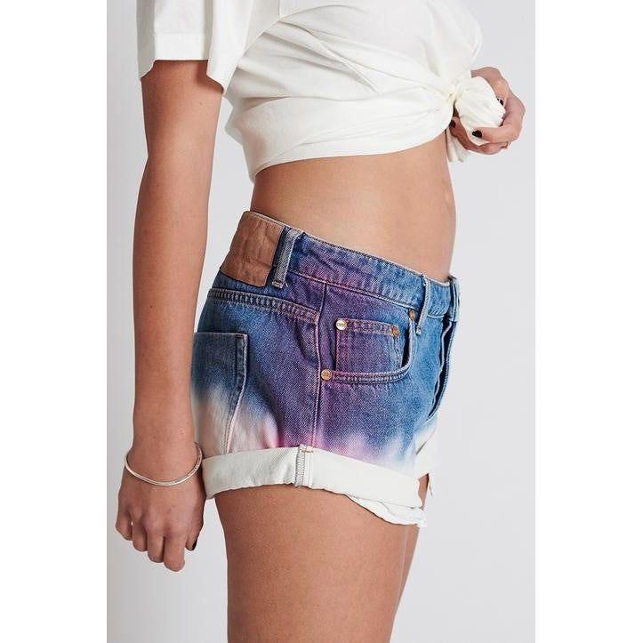 NWT - One Teaspoon 'Hollywood Dip Dye Bandits' Rolled Cuff Shorts - Size 32" - Jean Pool