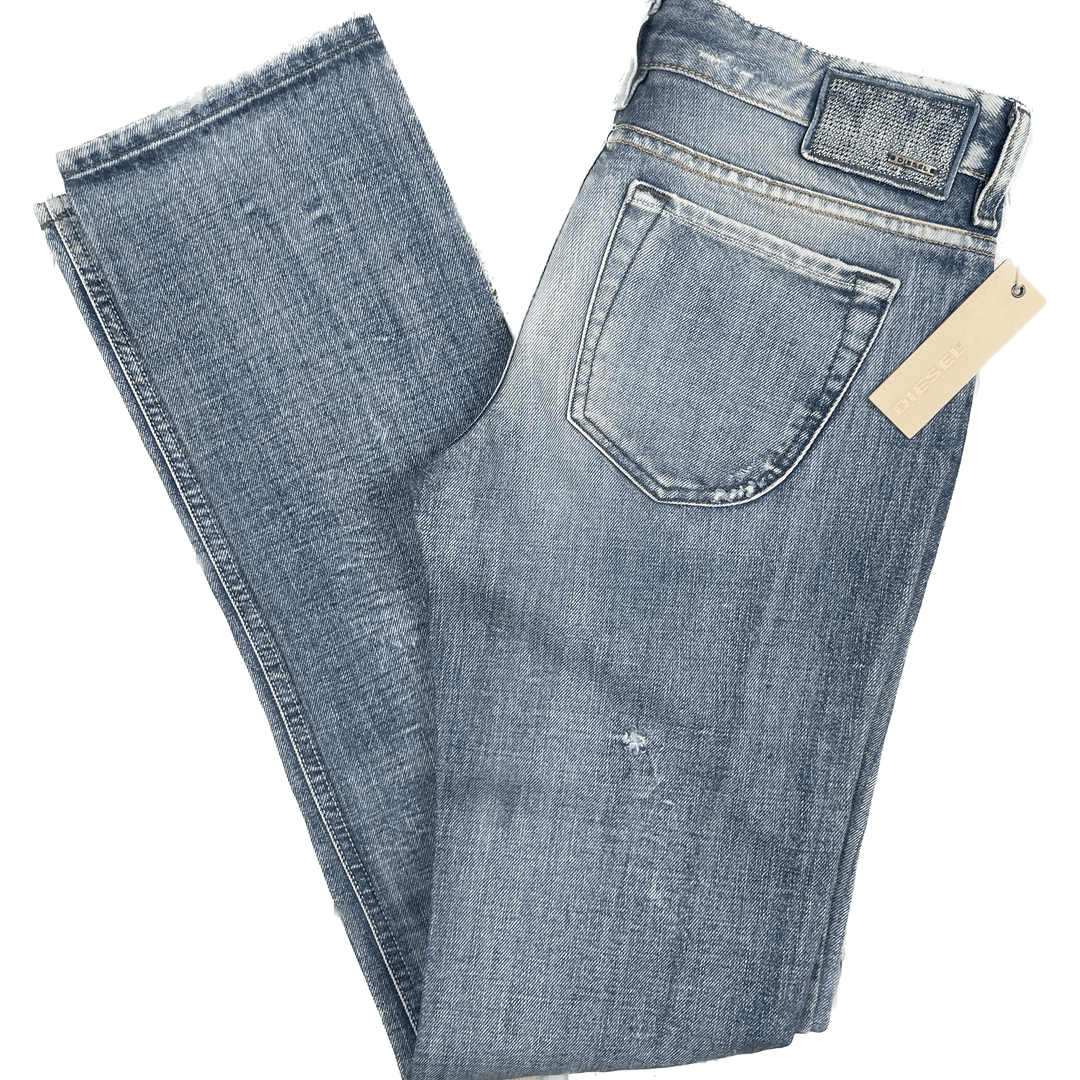 NWT- Diesel 'Liv' Slim Straight Distressed Denim Jeans Size - 30Long suit 10 - Jean Pool