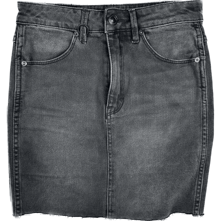 NEUW Ladies Black Aged Look Denim Skirt - Size 25" or 7AU - Jean Pool