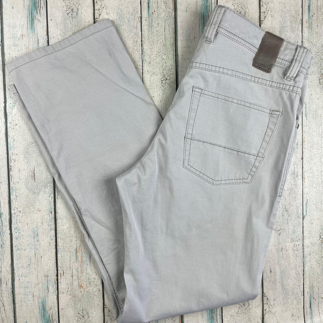 Bugatti Italian Regular Fit Grey Jeans -Size 30 Short - Jean Pool