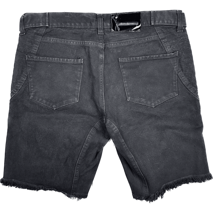 Camilla and Marc Washed Black Boyfriend Shorts -Size 30 - Jean Pool