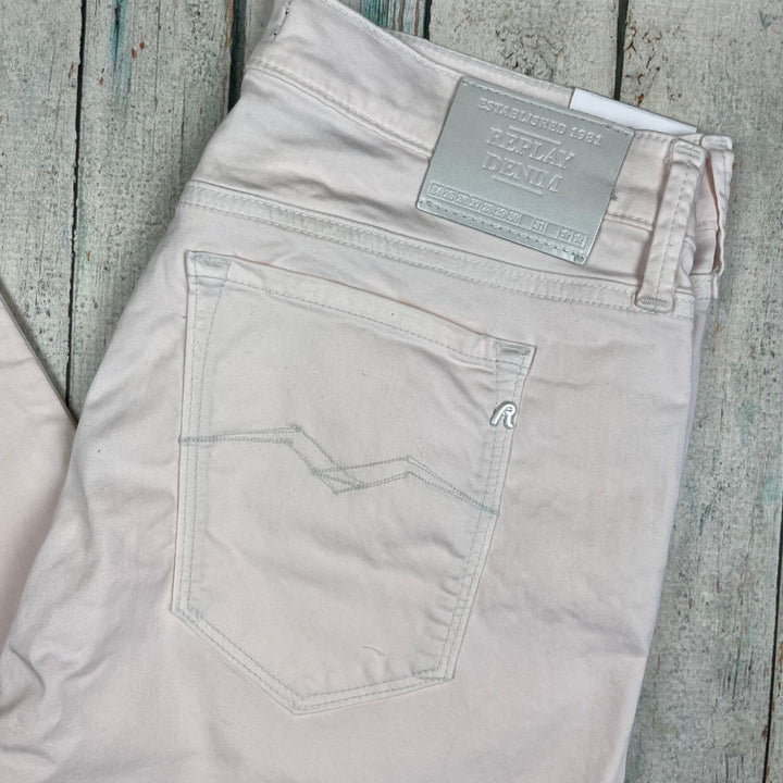 NWT - Replay Italy 'J01' Lightweight Pink Denim Jeans RRP $249.00- Size 30 - Jean Pool