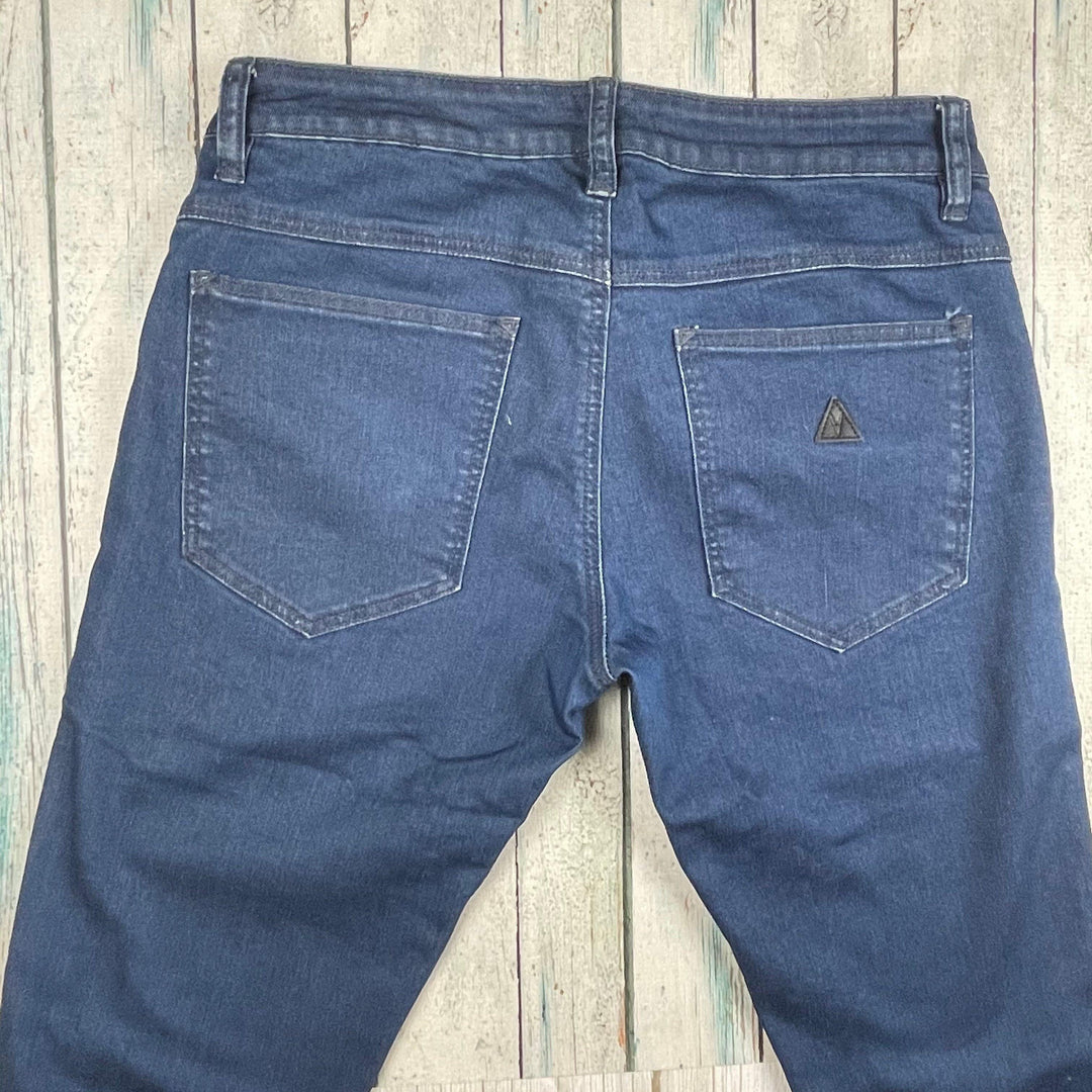 A Brand Men's Classic Straight Leg Jeans - Size 30 - Jean Pool