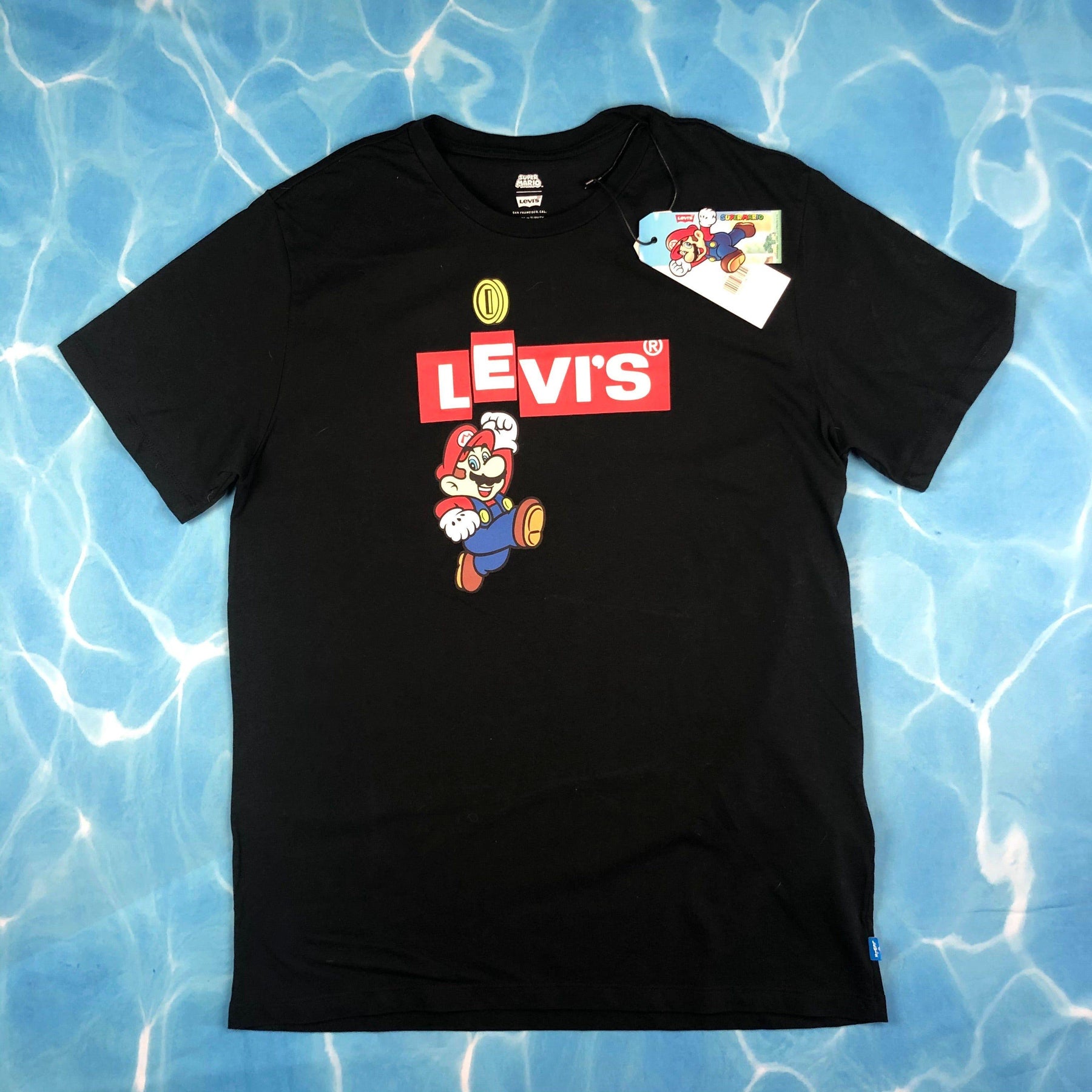 Levi's t shirt mario hot sale