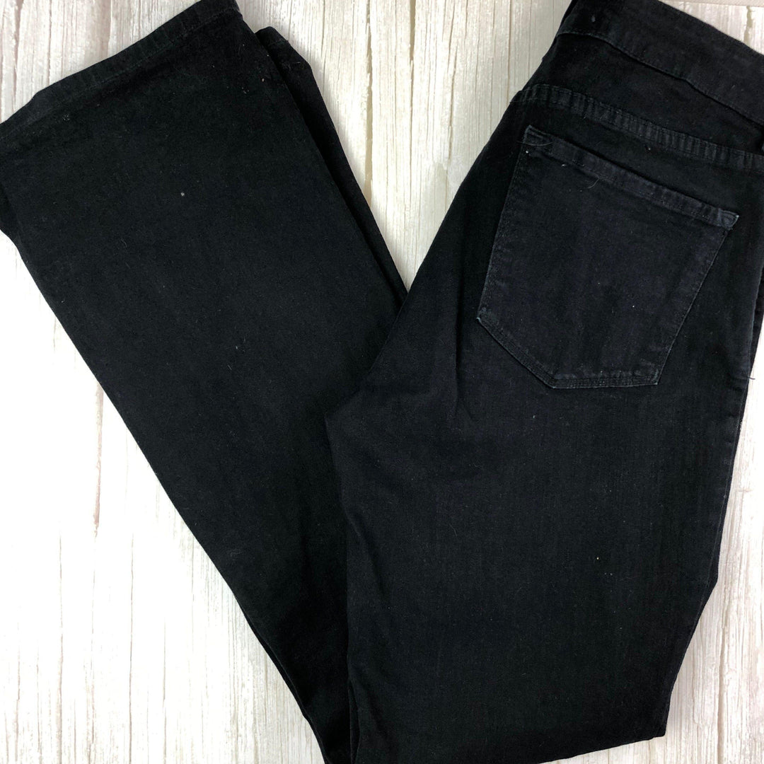 Black Lift & Tuck Straight Leg NYDJ Jeans -Size 4 US or 8 AU - Jean Pool